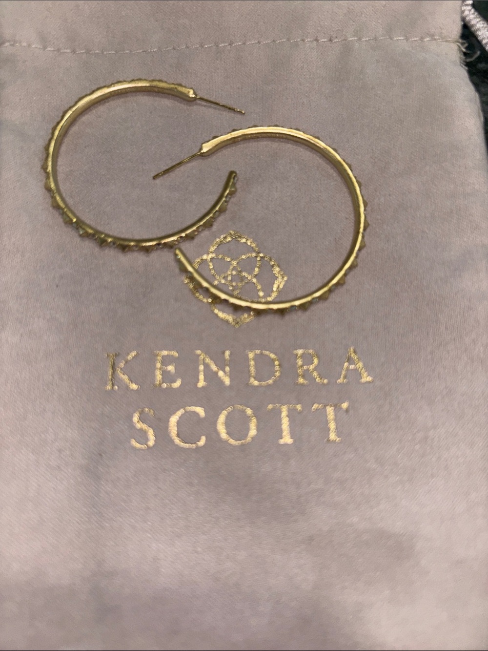 Kendra Scott Gold “Veronica” Hoop Earrings